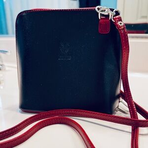 Vera Pelle Black Leather Crossbody with Red Accents